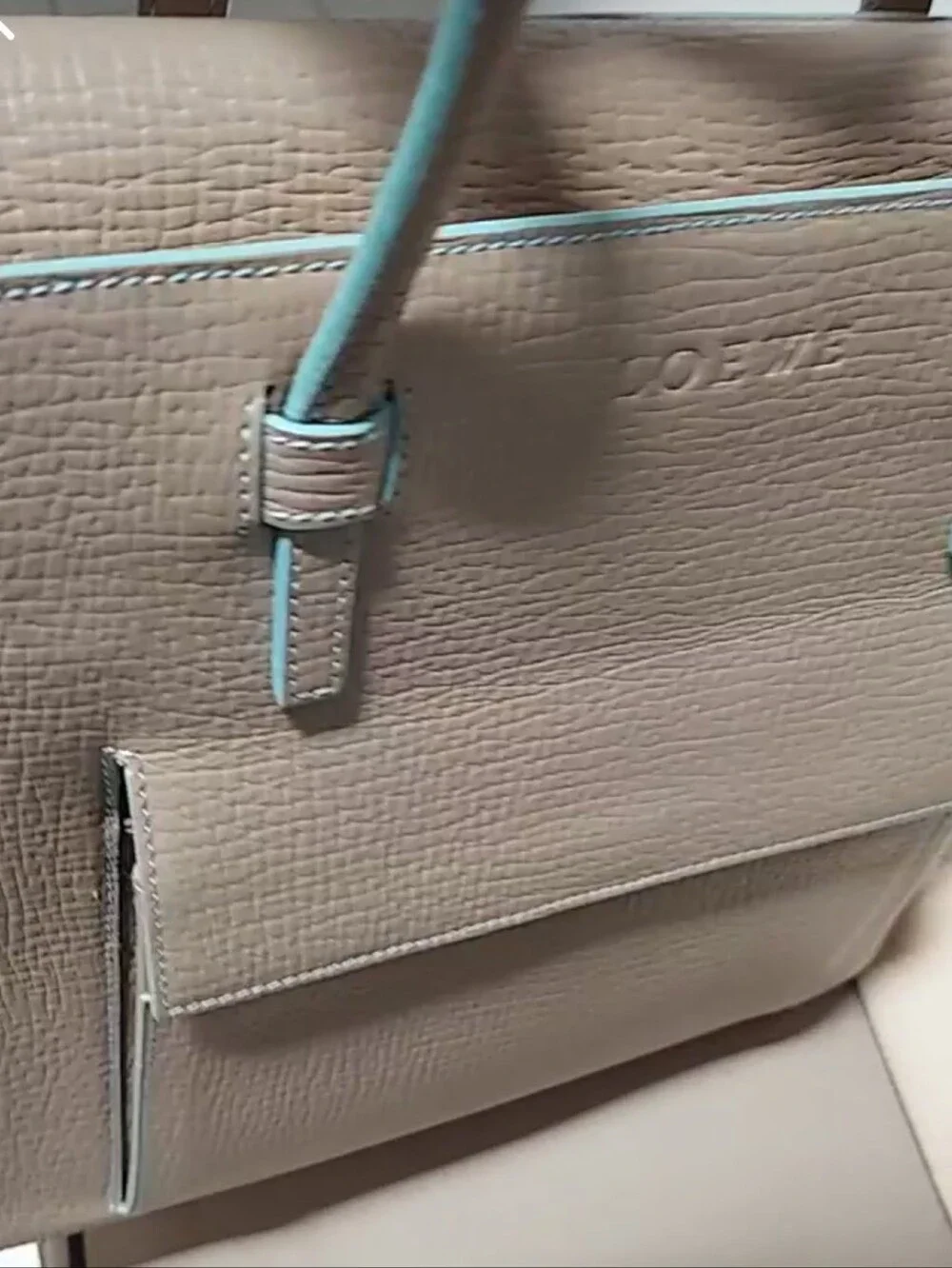 🌟 ULTRA RARE VINTAGE LOEWE MADRID TEXTURED LEATHER BAG 🌟